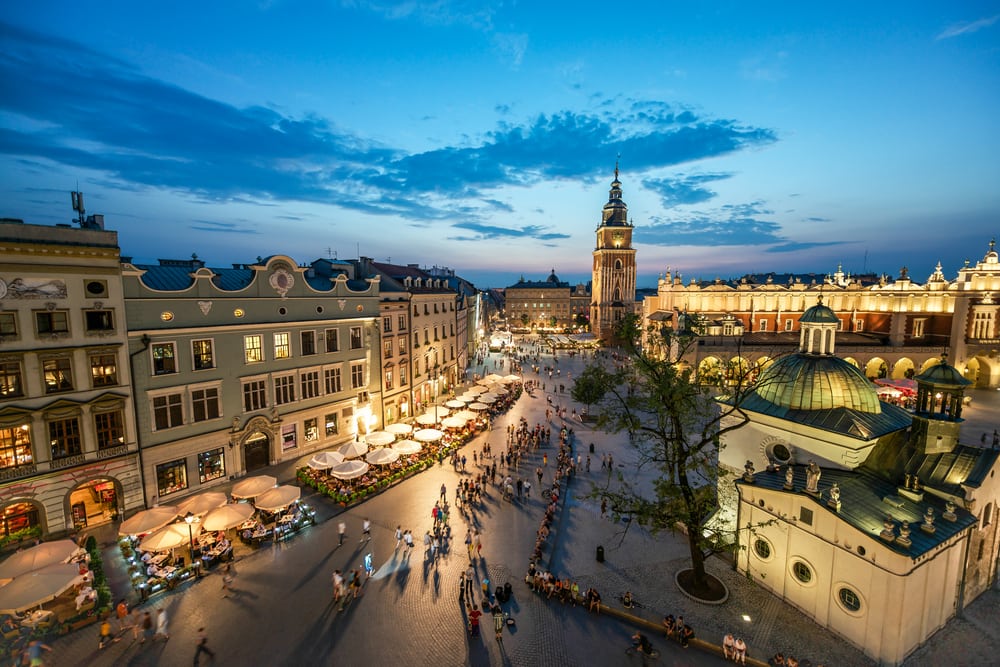 Markedsplads i Krakow i Polen