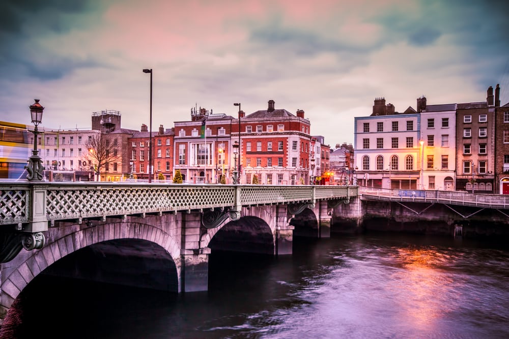 Grattan Bridge - Dublin i Irland