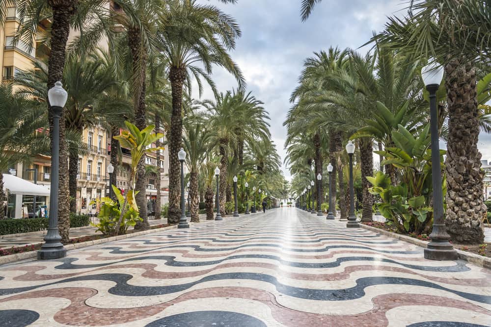 Explanada promenaden - Alicante i Spanien
