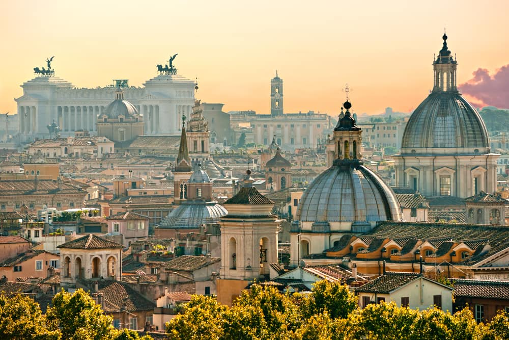 Udsigt over byens tage i Rom - Italien