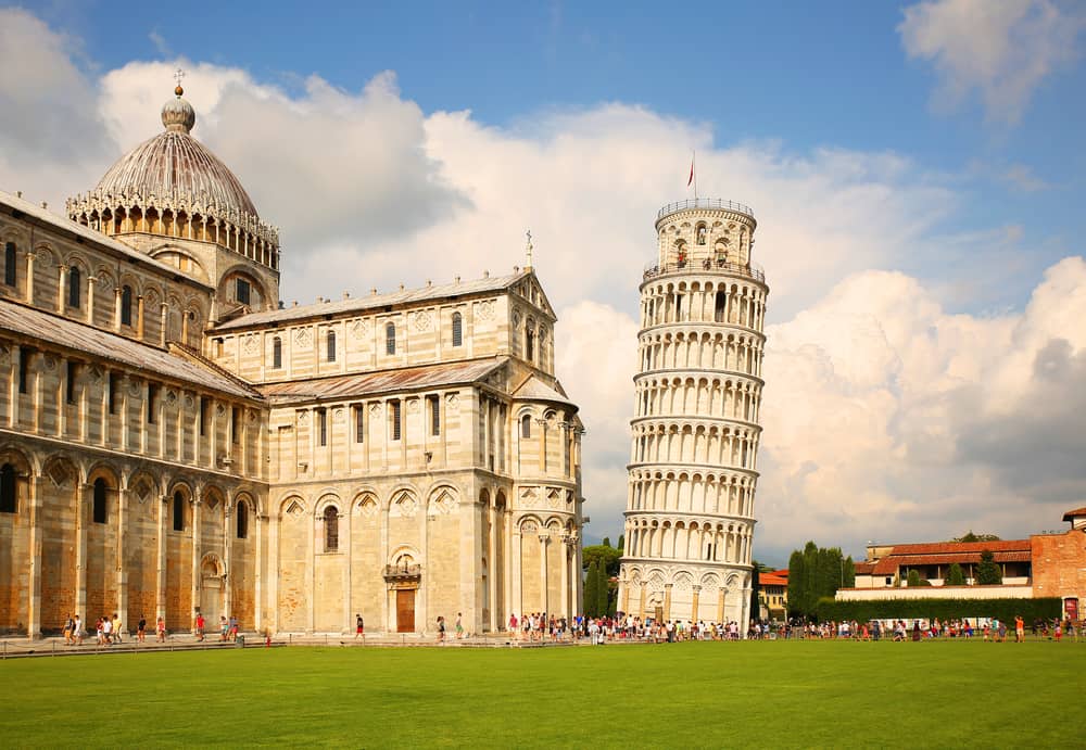 Det skæve tårn i Pisa i Italien